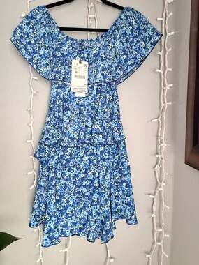 ZARA Blue Floral Off-the-Shoulder Ruffle Tired Short Jumpsuit Romper